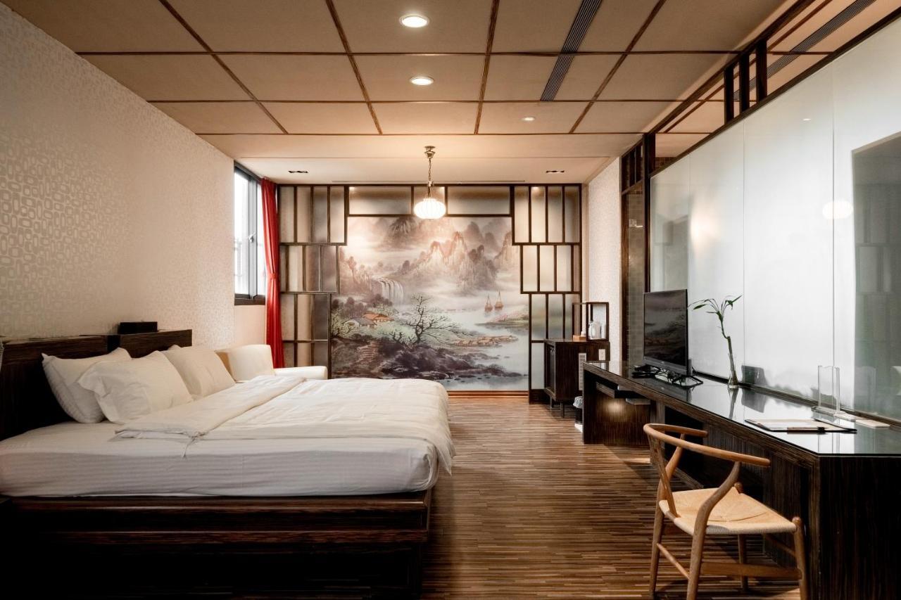 Motel Tian Xia Ju à Yilan Extérieur photo