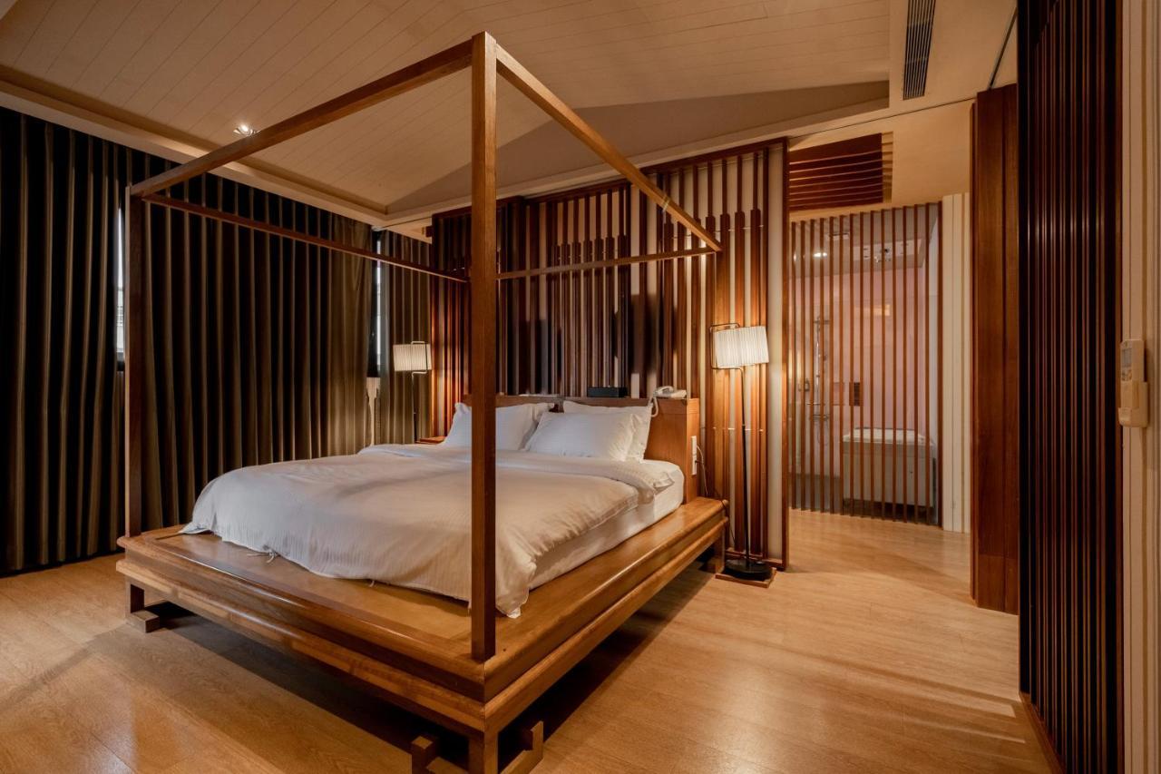 Motel Tian Xia Ju à Yilan Extérieur photo